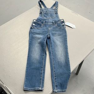 Girls Cat & Jack Blue Jean Overalls.  NWT Size XS 4/5